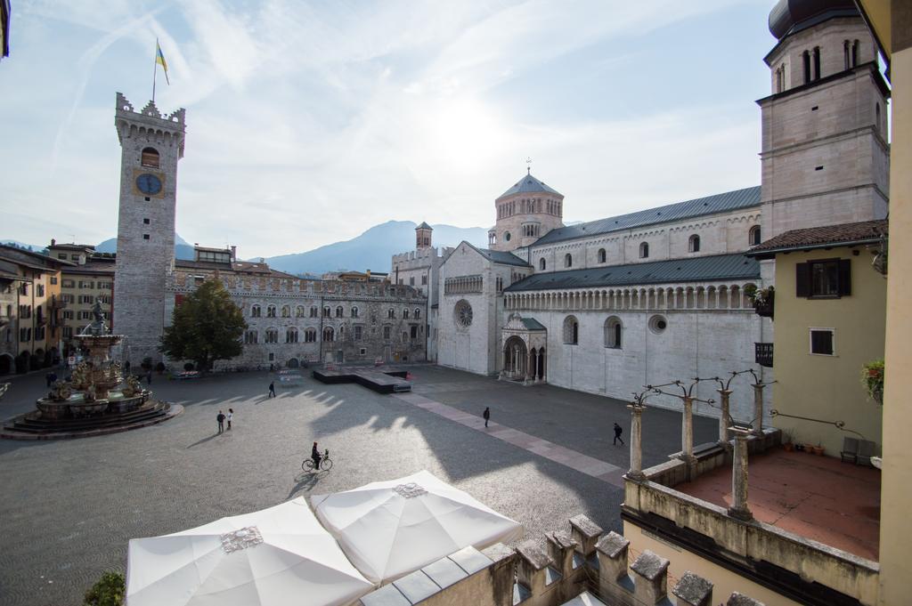 Scrigno Del Duomo Hotel Trente Buitenkant foto